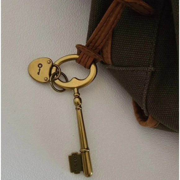 FOSSIL DUFFEL 1954 LONG LIVE VINTAGE LEATHER GREEN CANVAS MILITARY STYLE BAG LG - Picture 15 of 16